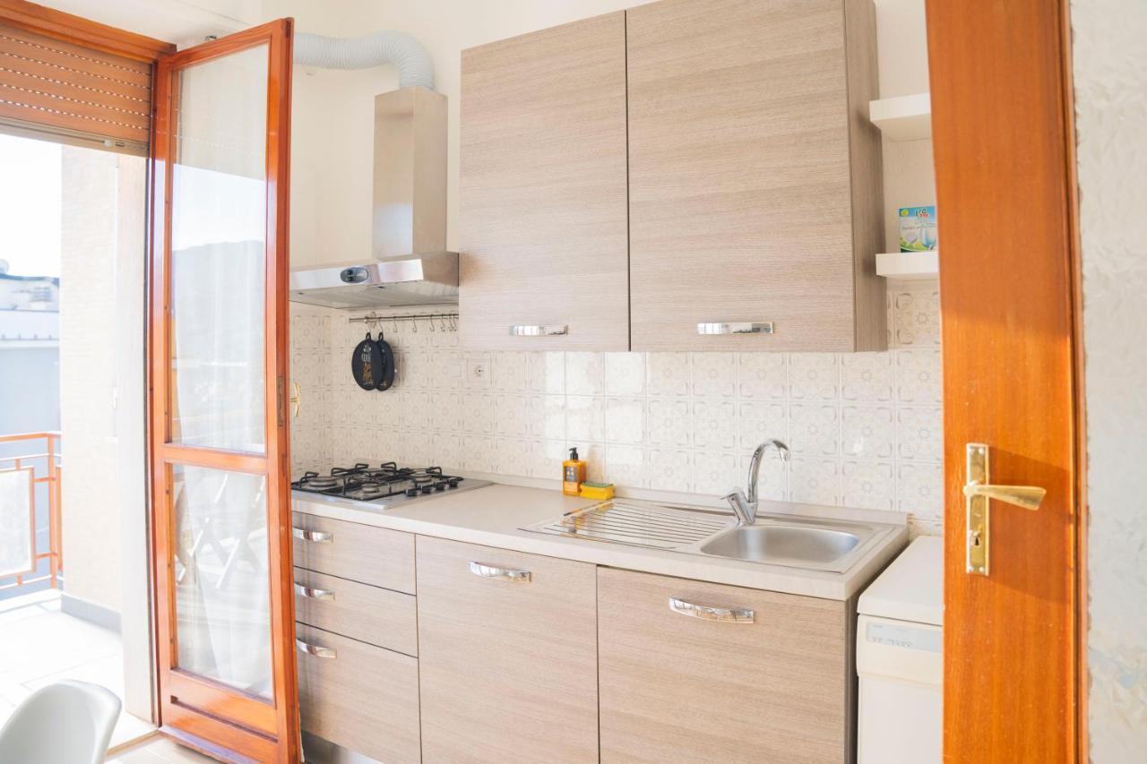 Appartamento 093 - Casa Panorama, Vista Mare E Vista Portofino, 500 Metri Centro Di Chiavari, Posto Auto Gratis Incluso Esterno foto
