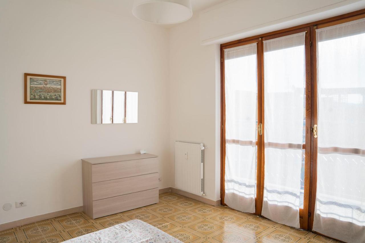 Appartamento 093 - Casa Panorama, Vista Mare E Vista Portofino, 500 Metri Centro Di Chiavari, Posto Auto Gratis Incluso Esterno foto