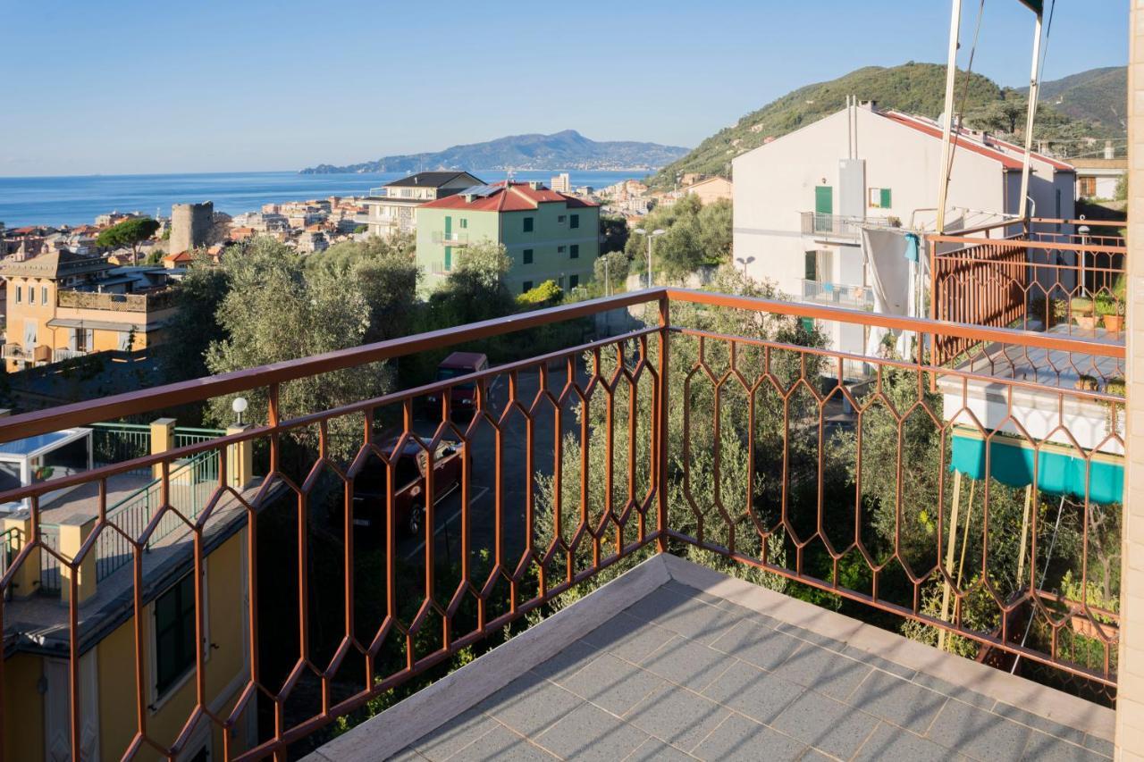 Appartamento 093 - Casa Panorama, Vista Mare E Vista Portofino, 500 Metri Centro Di Chiavari, Posto Auto Gratis Incluso Esterno foto
